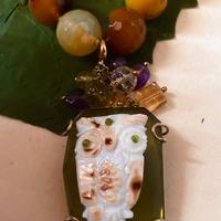 Collana vintage cammeo civetta peridoto