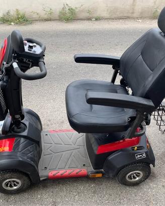 Scooter elettrico 4 ruote per disabili