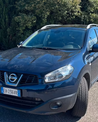Nissan  qashqai 7 posti Carrozzeria  impeccabile