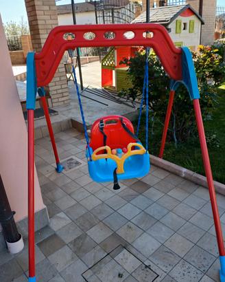 dondolo in buoni condizioni non trattabile