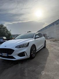 FORD FOCUS ST LINE 2021, BERLINA
