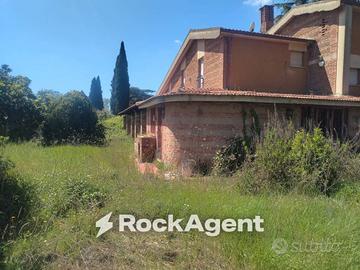 Terreno di 5000 m² a Roma