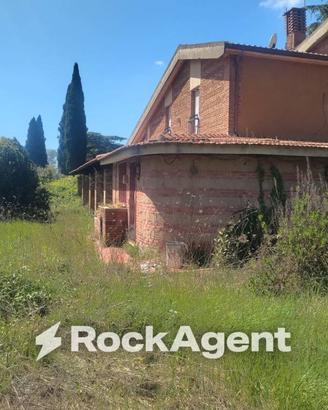 Terreno di 5000 m² a Roma