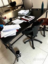 Tavolo da lavoro con ruote