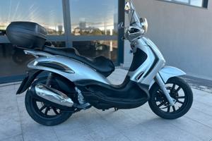 Piaggio Beverly 250