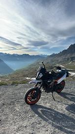 Ktm 890 smt