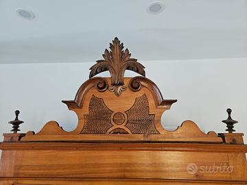 Armadio antico in legno massello, fine '800