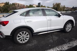 Q3 Sportback 35 TFSI S-Line 