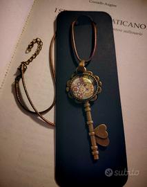 collana in resina