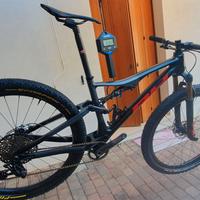 Bici MTB 29 BH Lynx Race taglia M  peso 9,46 kg