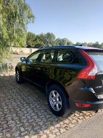 Volvo XC60 2400 D Kinetic fwd 2010