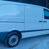 mecedes vito 111 lungho Diesel