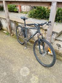 MTB b'twin rochrider