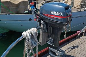 Motore fuoribordo YAMAHA 15CV 2T CON SERBATOIO