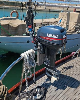 Motore fuoribordo YAMAHA 15CV 2T CON SERBATOIO