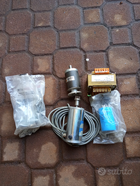 Servomotore e pistoncini aria