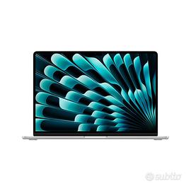 Macbook Air 15 M4 16GB, 256GB SSD Argento + Mouse