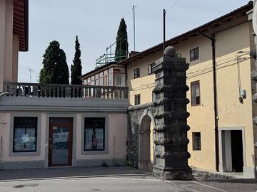 UNICA IN CENTRO: CASA BICAMERE CON TE...