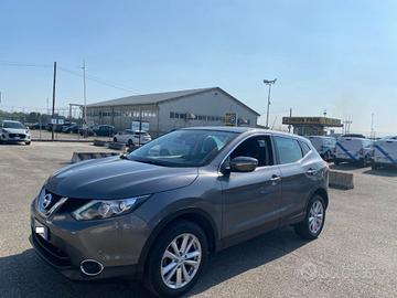 NISSAN Qashqai 1.5 dCi Acenta