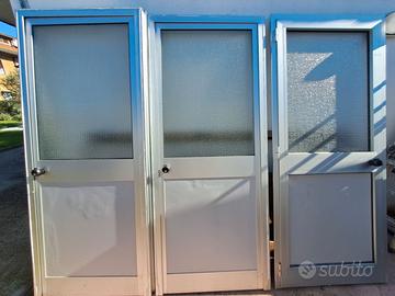 Porte in alluminio e vetro satinato