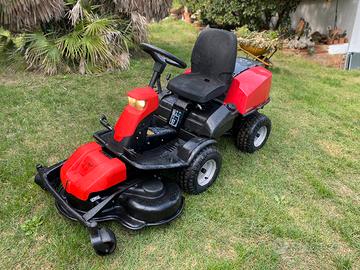 Trattorino tagliaerba husqvarna 4x4