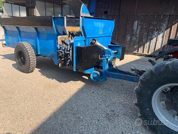 Spargiletame agricolo laterale Europasl45 con colt