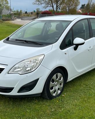 Opel Meriva 1.3 CDTI 95CV ecoFLEX Cosmo