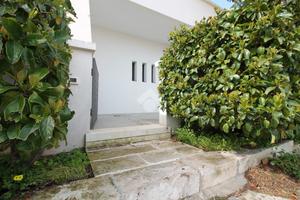 VILLA A SCHIERA A OSTUNI