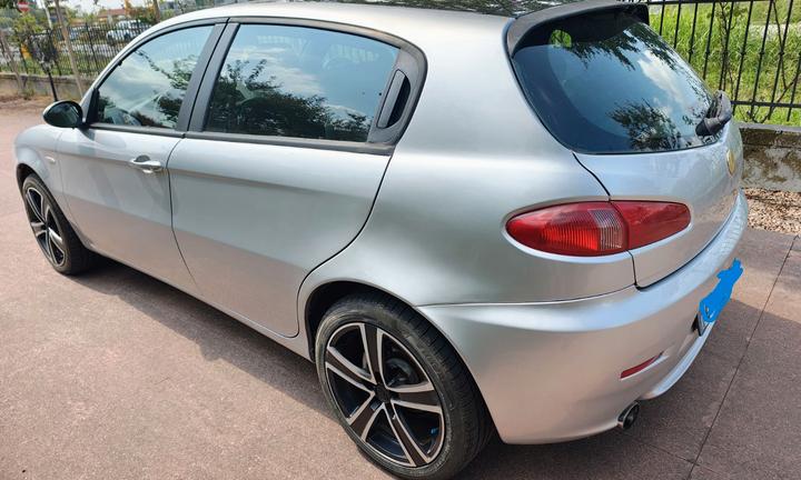 ALFA 147 1.9JTD BLACK LINE