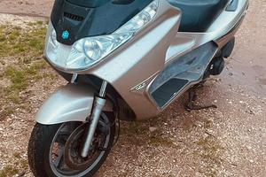 Piaggio x8 125cc