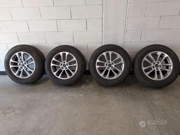 Cerchi e gomme Ford kuga