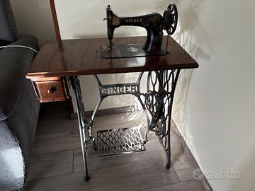 Macchina da cucire Singer d'epoca vintage '900