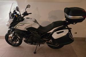 Moto Kwasaki Versy 650