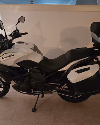 Moto Kawasaki Versy 650