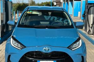 Toyota yaris hybrid
