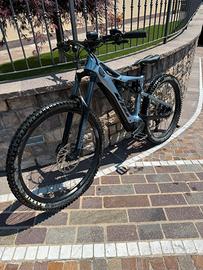 Bici elettrica KTM