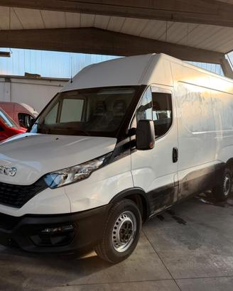 IVECO DAILY 35S12