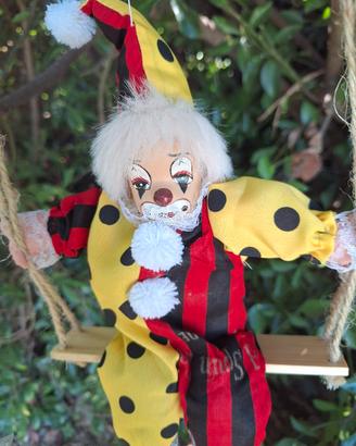 Bambola clown Vintage su altalena anni 80/90