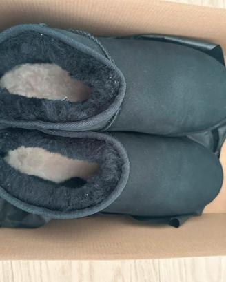 Ugg ultra mini classic