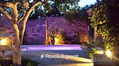 STRUTTURA RICETTIVA IN CENTRO STORICO