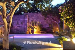 STRUTTURA RICETTIVA IN CENTRO STORICO