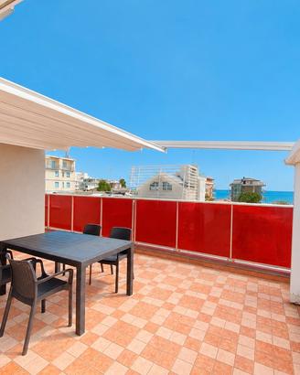 Jesolo Stupendo ATTICO Terrazza vista mare di 50mq