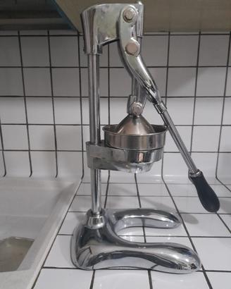 Spremiagrumi in acciaio BRANDANI 