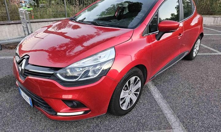 RENAULT Clio TCe 12V 90 CV 5 porte Life