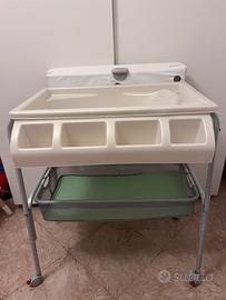 Fasciatoio con rotelle