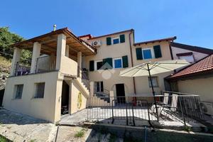 4 LOCALI A SANT'OLCESE