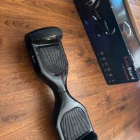 Hoverboard quasi nuovo ( usato pochissimo )