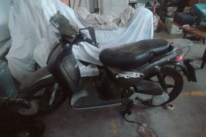 scarabeo 100 4 tempi 