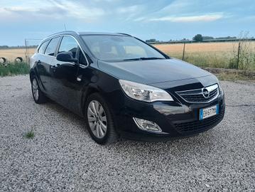 Opel Astra 1.7 CDTI full optional pari al nuovo tu