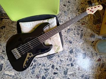 Fender Jazz 5 corde USA-Mex
